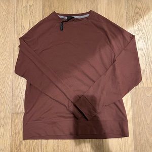 Lululemon - Burnt Orange / Warm Brown Sweatshirt - L